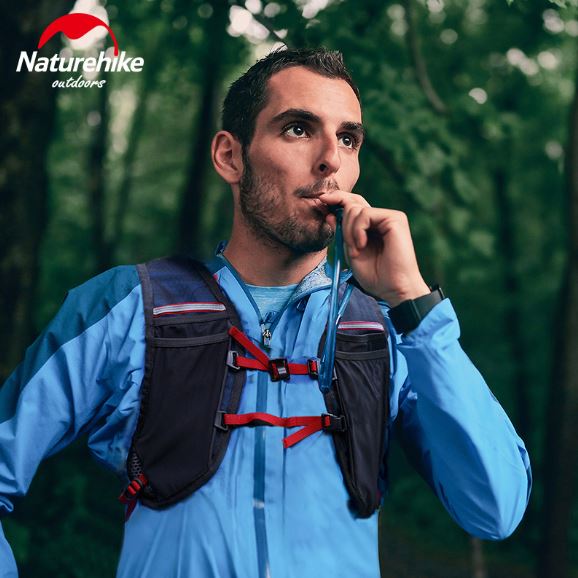 NATUREHIKE - ULTRALIGHT CROSS COUNTRY HYDRATION BACKPACK BLACK