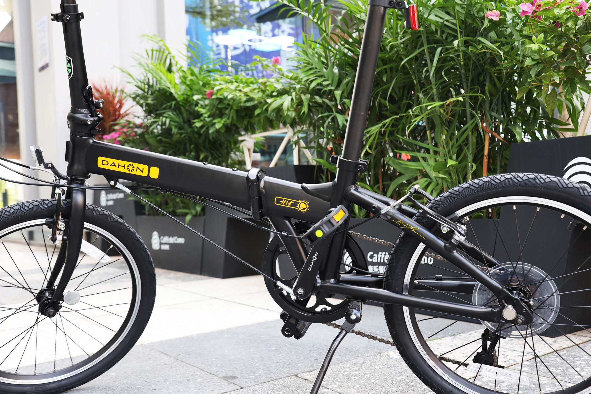 FOLDABLE HIT BIKE